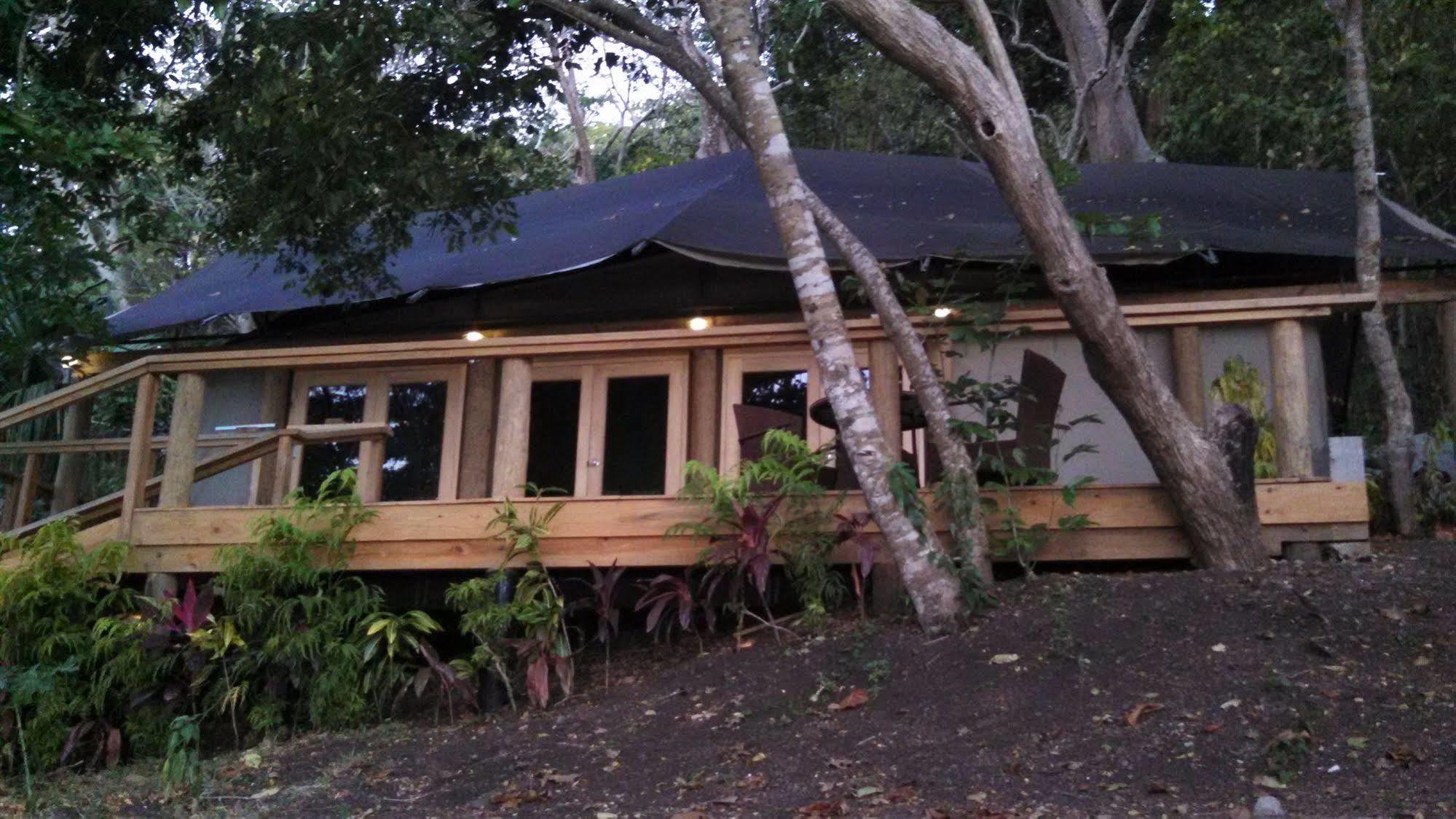 Sau Bay Resort - Off Taveuni Na Sau Bay المظهر الخارجي الصورة